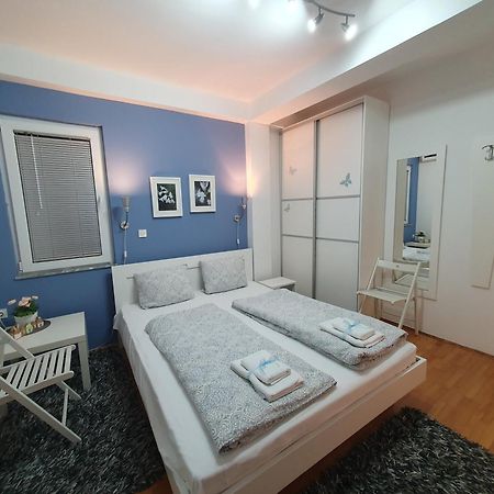 Apartments Nela オフリド エクステリア 写真