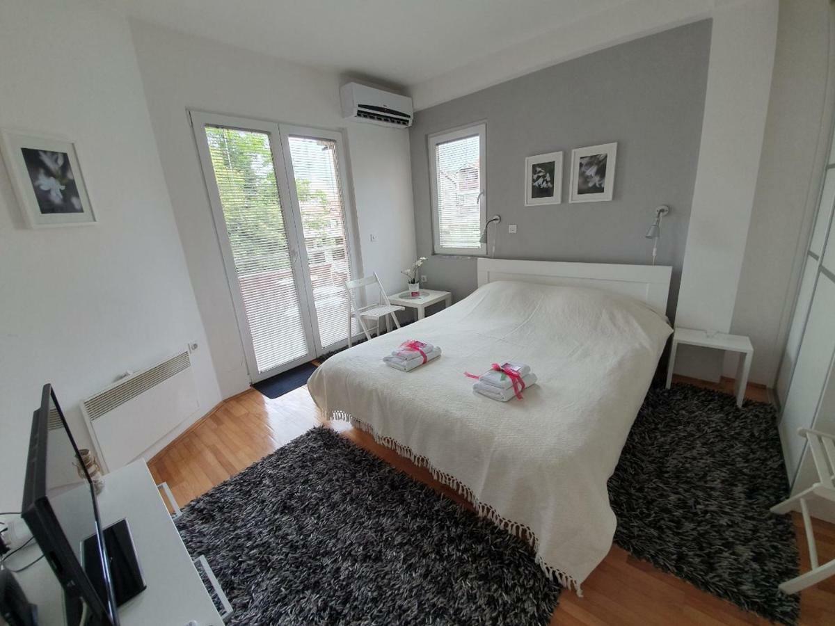 Apartments Nela オフリド エクステリア 写真